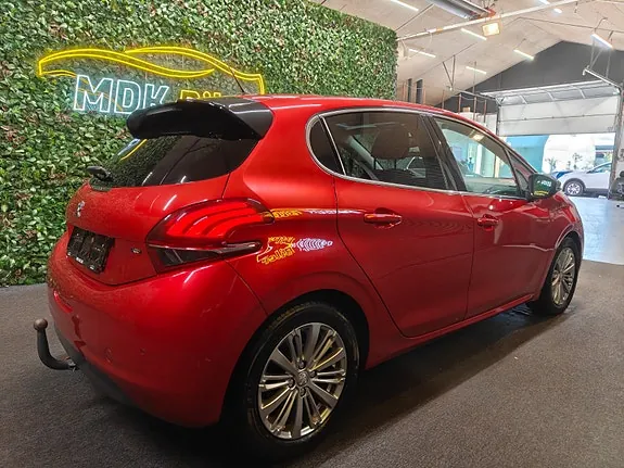 Peugeot 208 2019 photo 4