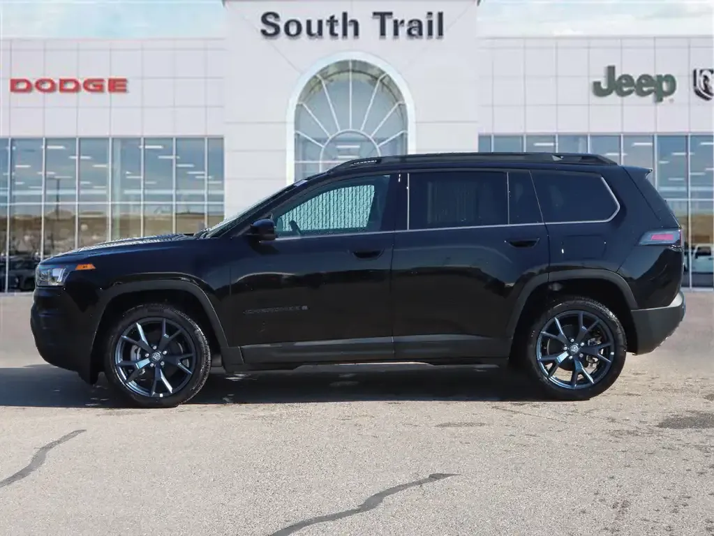 Jeep Cherokee 2026 photo 3