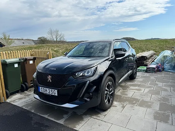 Peugeot E-2008