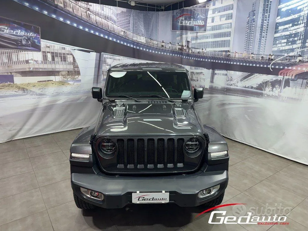 Jeep Wrangler Unlimited 2021 photo 2