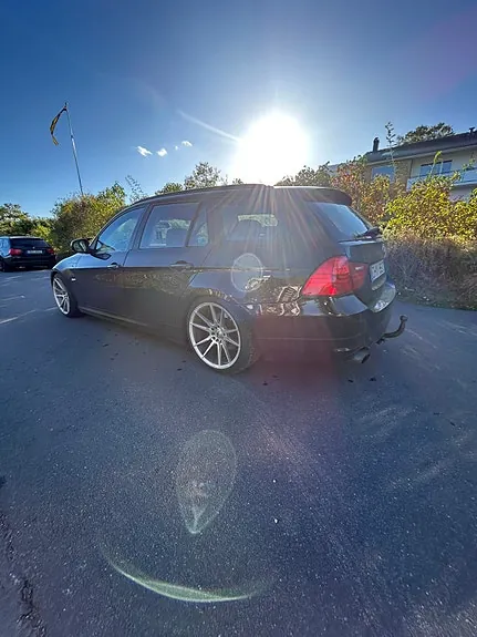 BMW 320D 2011 photo 4