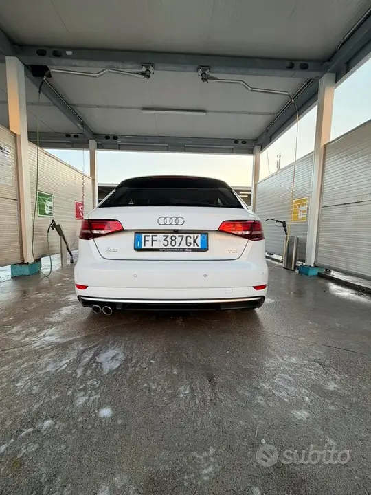 Audi A3 2016 photo 2