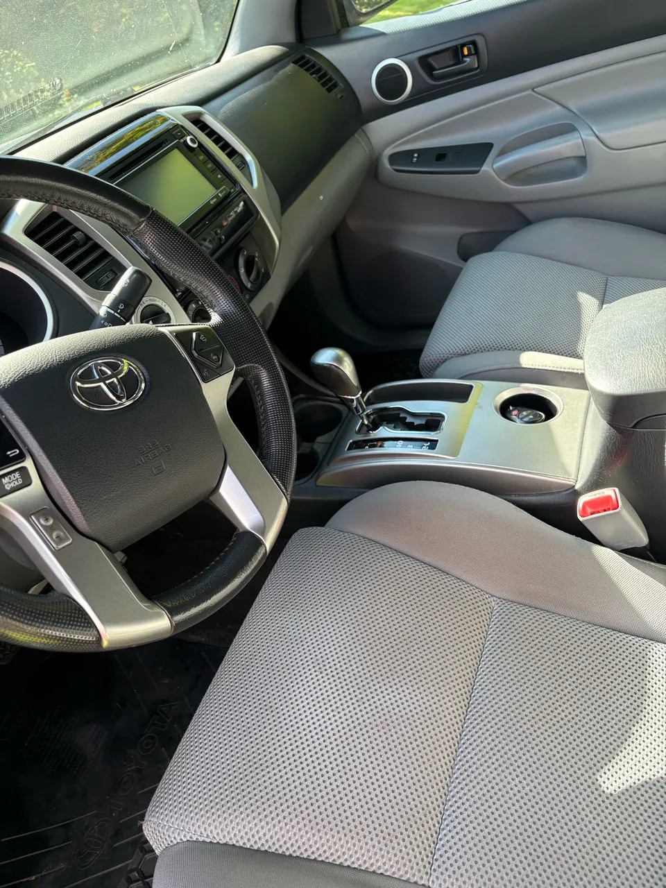 Toyota Tacoma 2014 photo 5