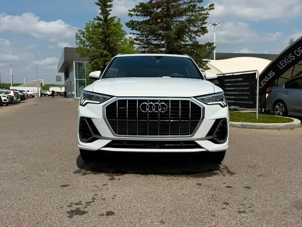 Audi Q3 2022 photo 4