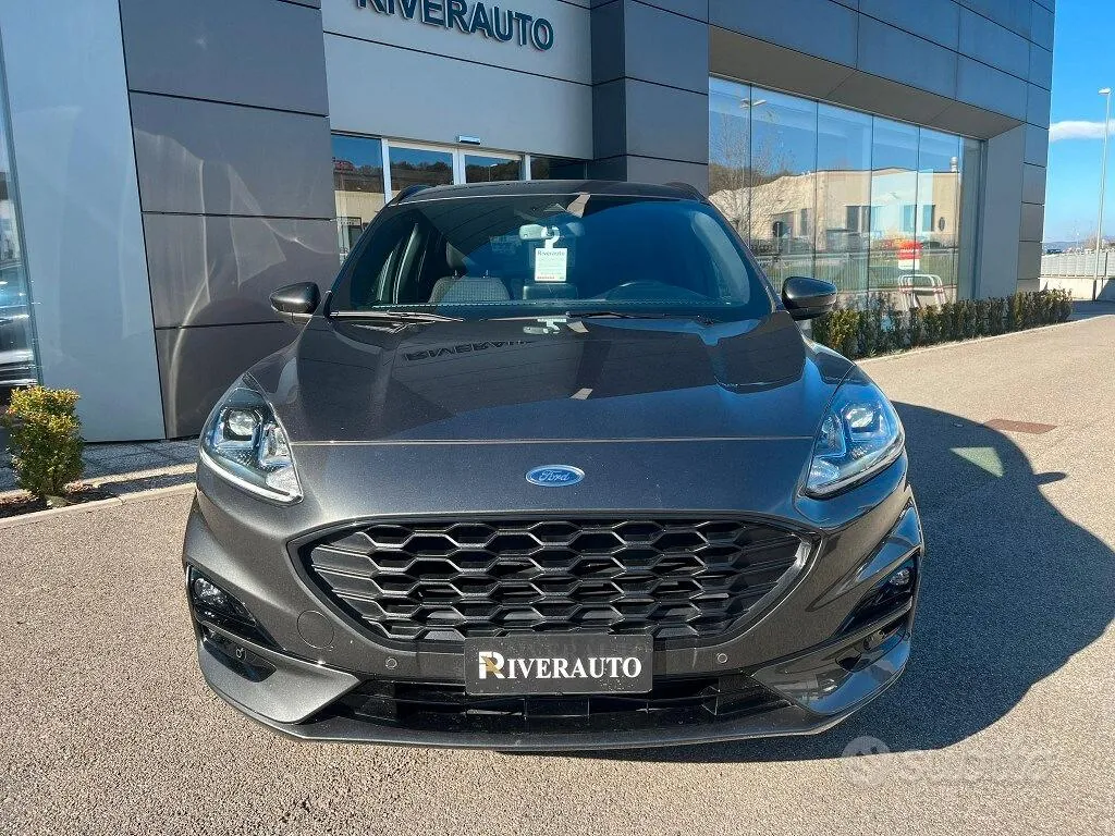 Ford Kuga 2022 photo 2