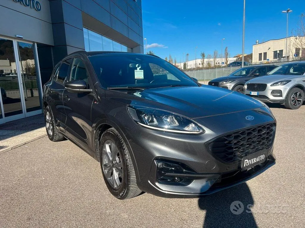 Ford Kuga 2022 photo 3