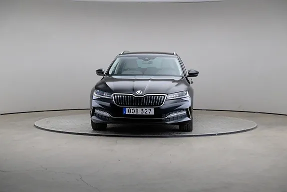 Skoda Superb 2021 photo 3