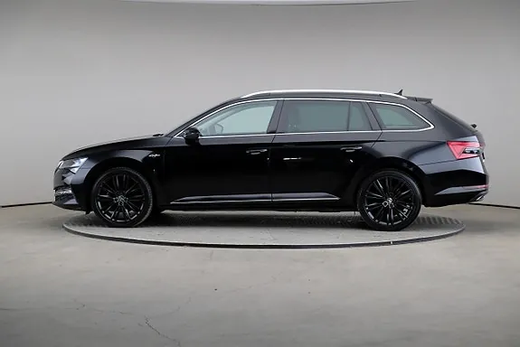 Skoda Superb 2021 photo 4