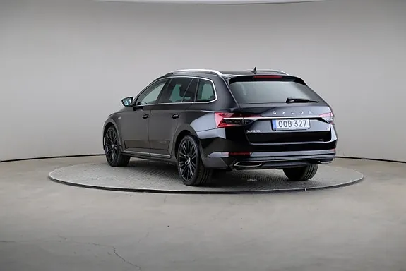 Skoda Superb 2021 photo 2