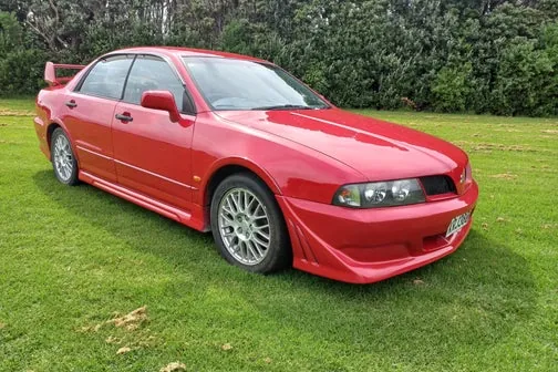 Mitsubishi Diamante