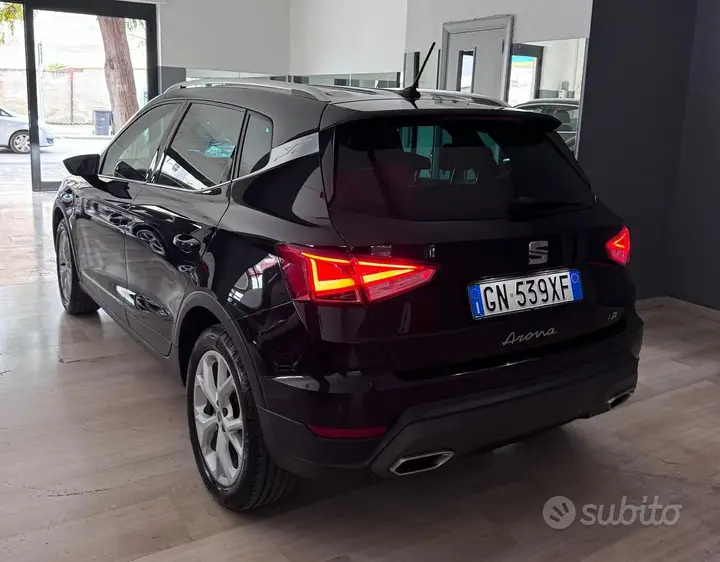 Seat Arona 2023 photo 3