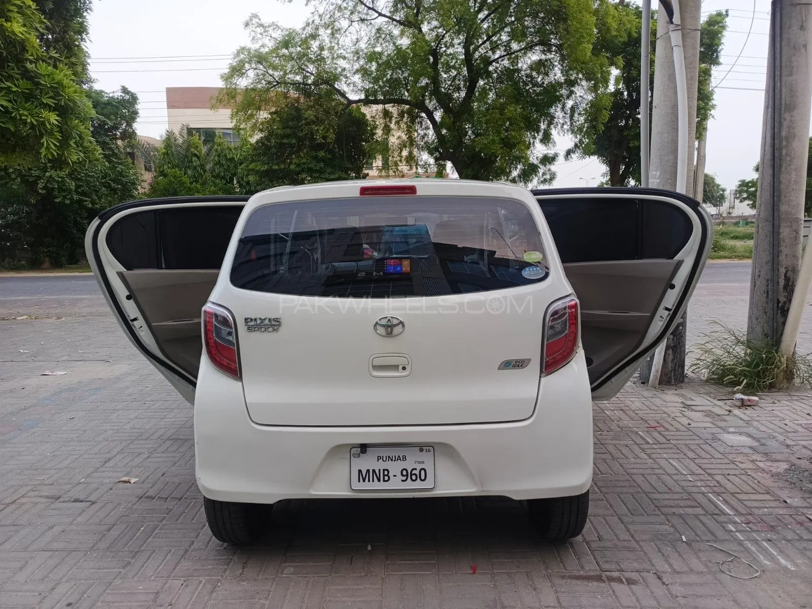 Toyota Pixis Epoch