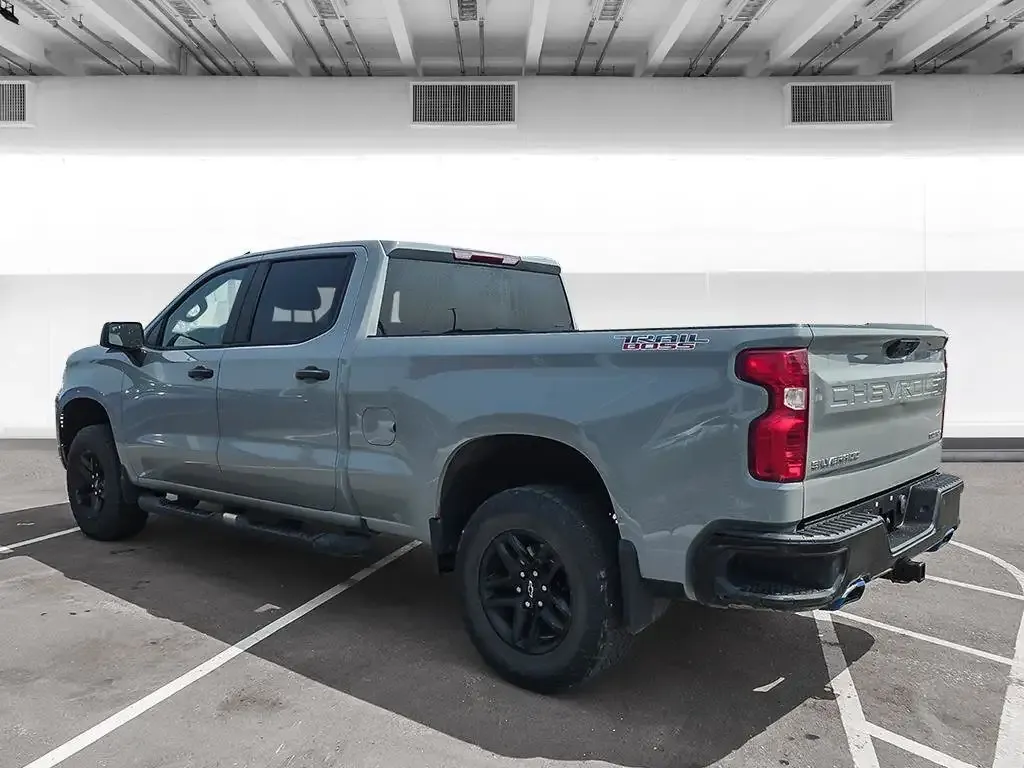 Chevrolet Silverado 1500 2024 photo 3