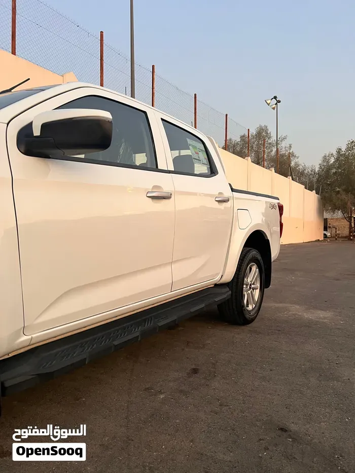 Isuzu D-Max 2023 photo 4