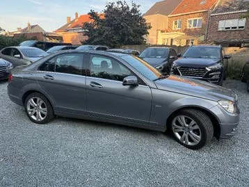 Mercedes-Benz C200 2011 photo 3