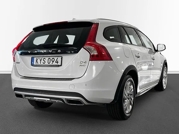Volvo V60 Cross Country 2016 photo 4