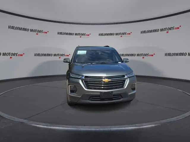 Chevrolet Traverse 2022 photo 3