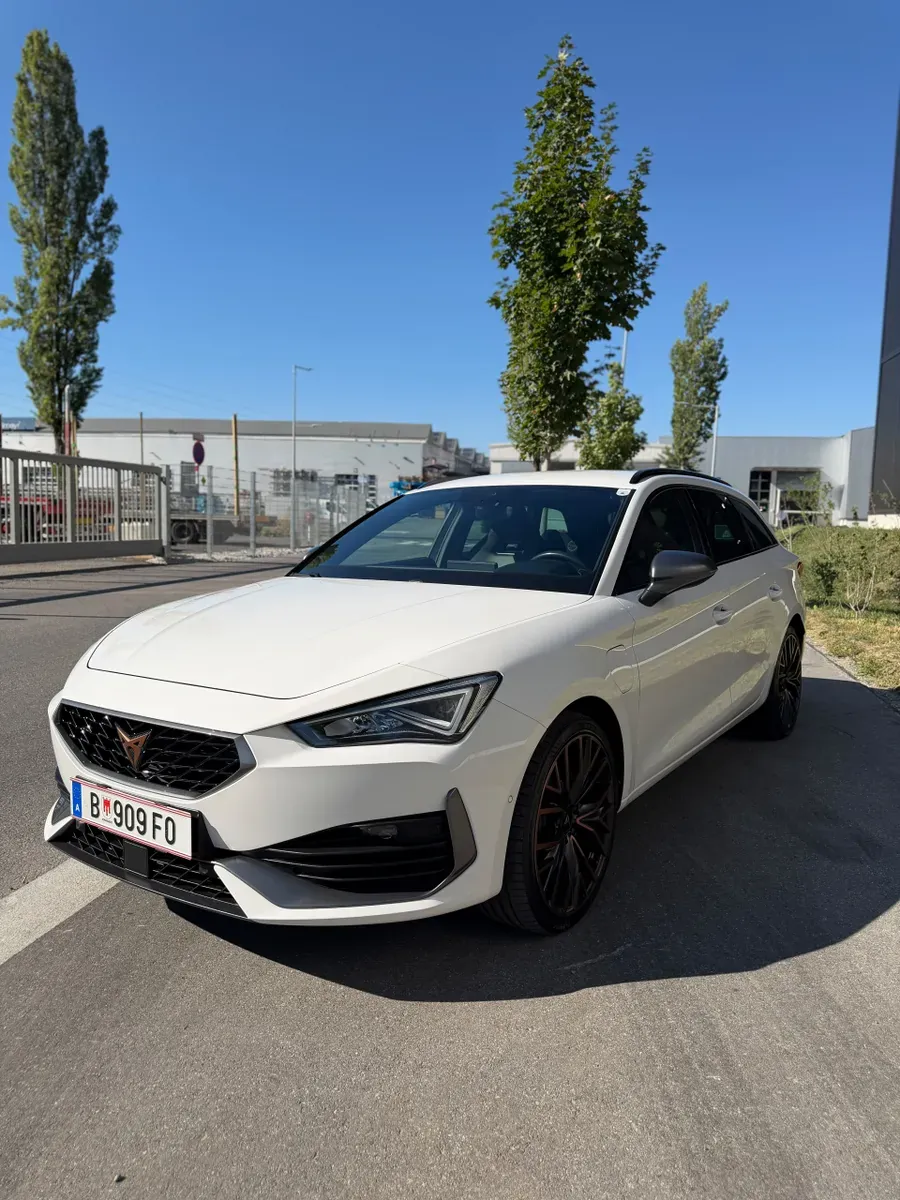 Cupra Leon 2021 photo 2