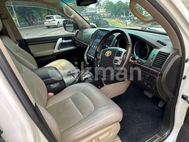 Toyota Land Cruiser 2009 photo 5