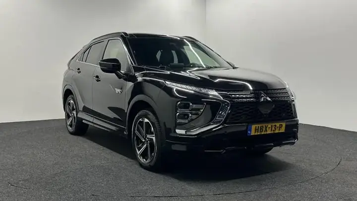Mitsubishi Eclipse Cross 2022 photo 3