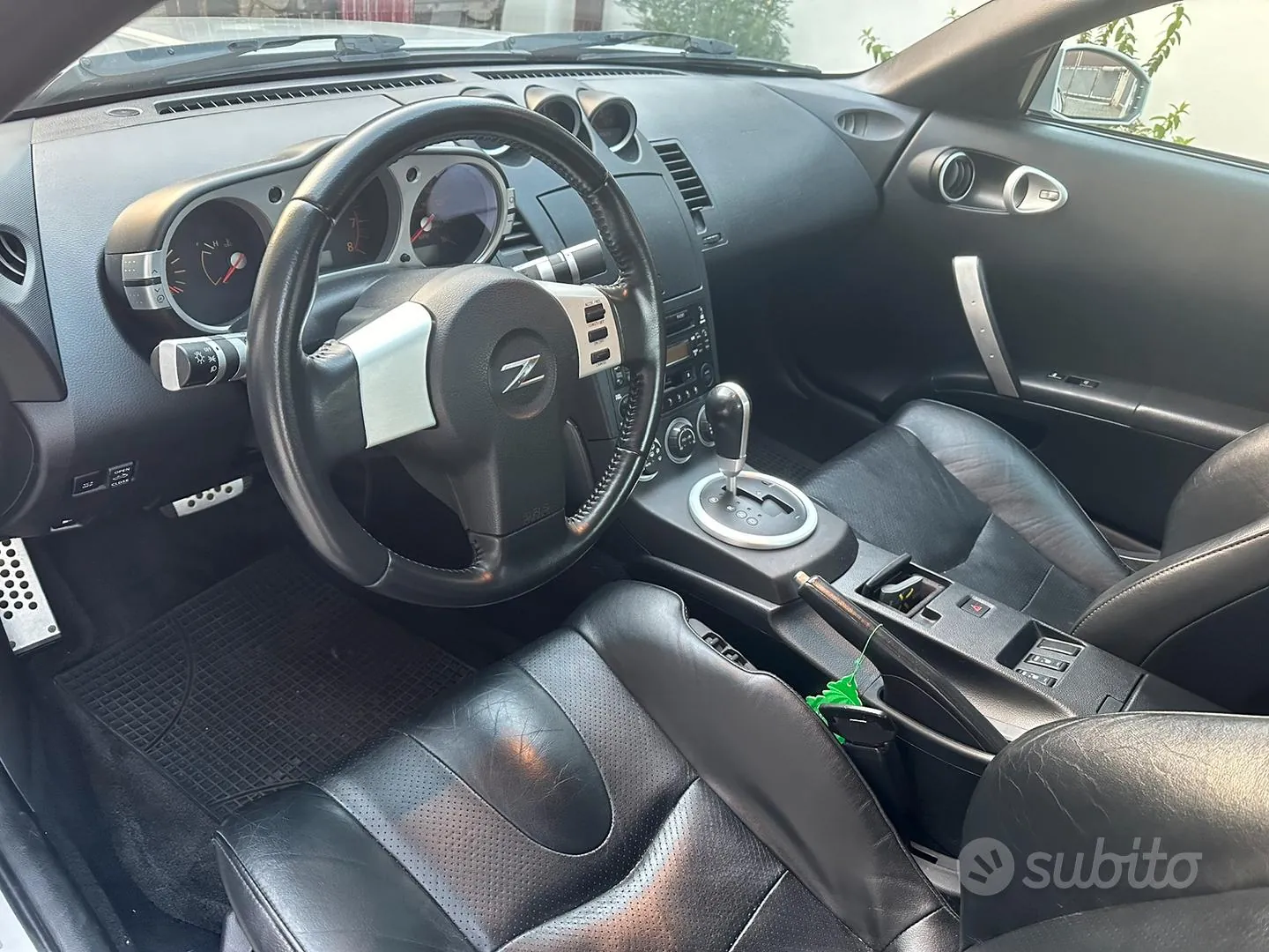Nissan 350Z 2004 photo 4