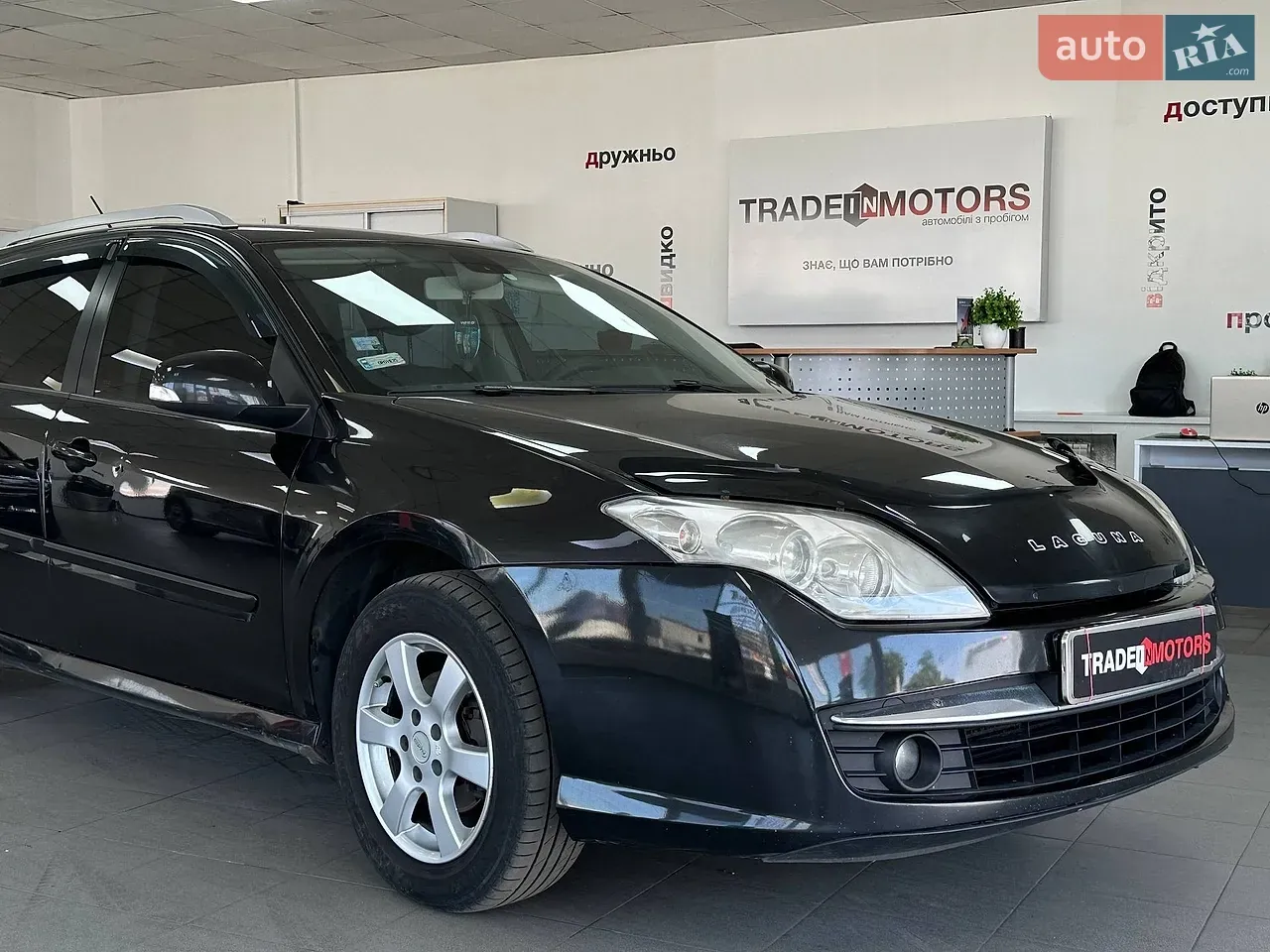 Renault Laguna 2008 photo 2