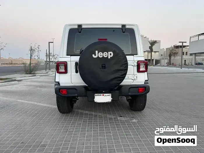 Jeep Wrangler Sahara 2023 photo 3