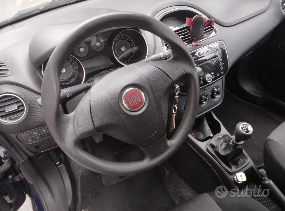 Fiat Punto 2016 photo 5