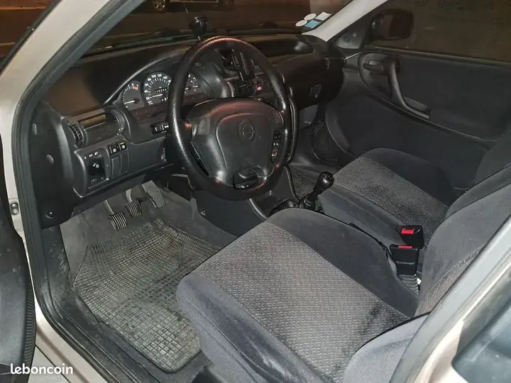 Opel Astra 1997 photo 3
