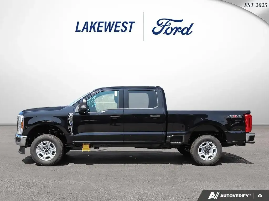 Ford F250 2026 photo 3