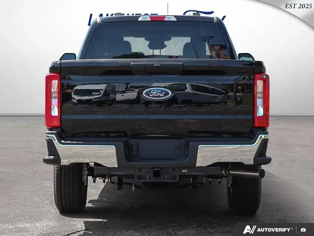 Ford F250 2026 photo 5