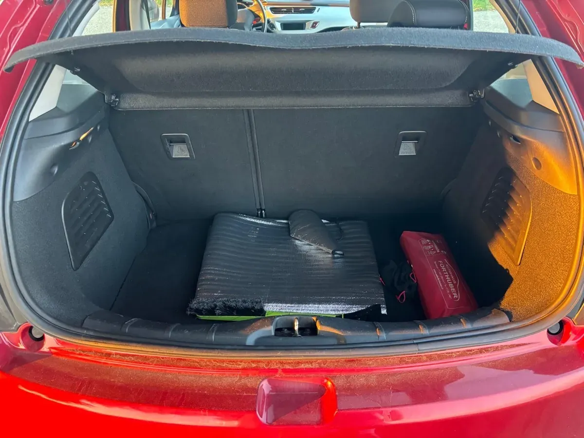 Citroen C3 2010 photo 3