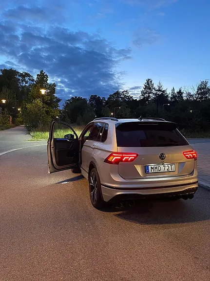 Volkswagen Tiguan 2022 photo 2