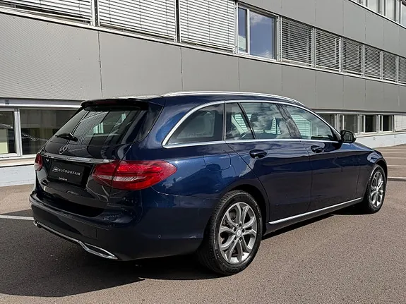 Mercedes-Benz C200 2015 photo 4