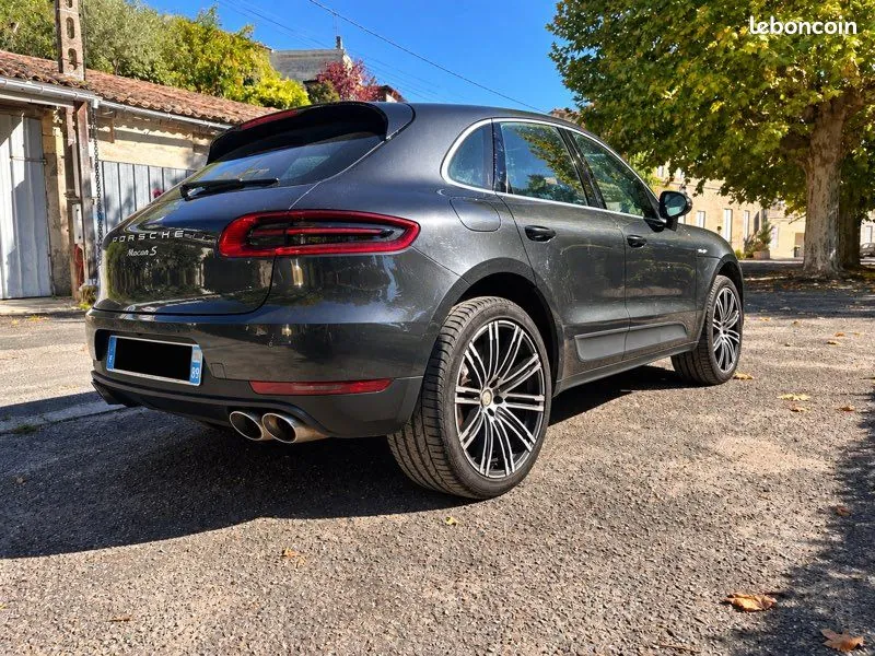 Porsche Macan 2016 photo 2