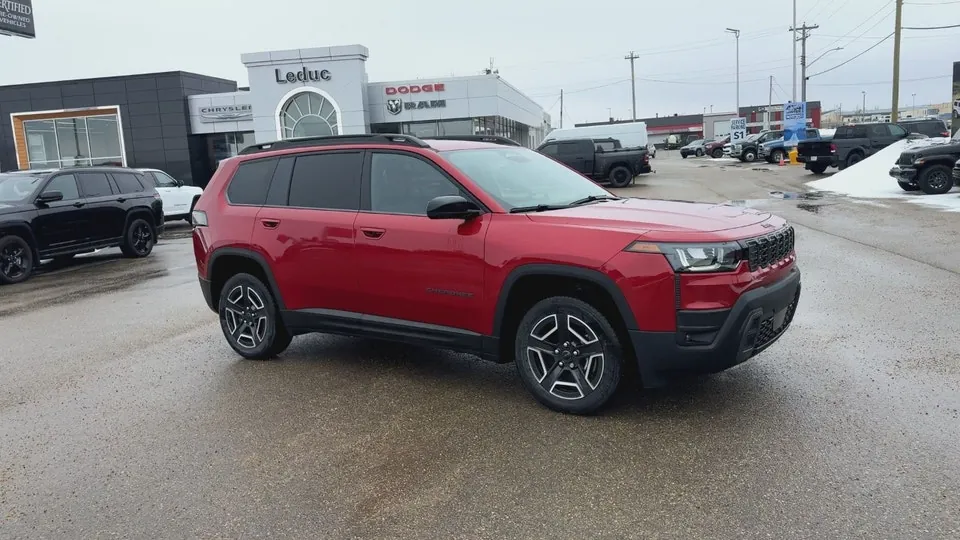 Jeep Cherokee 2026 photo 2