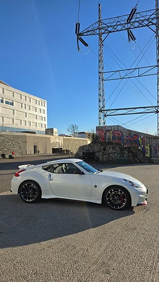 Nissan 370 Z 2015 photo 3