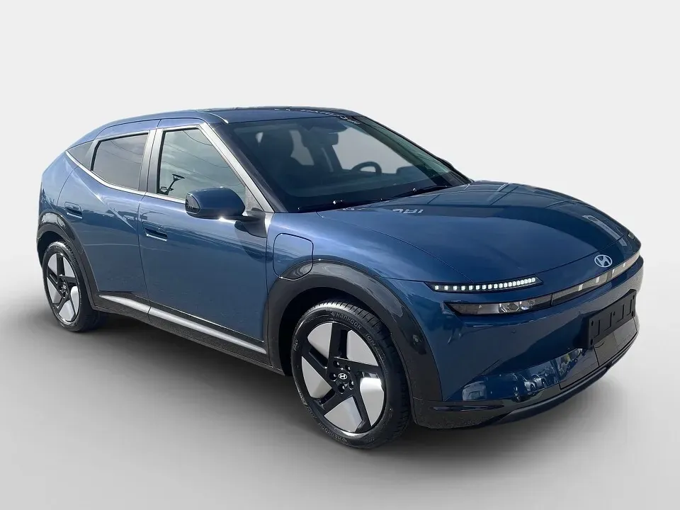 Hyundai Ioniq 3 photo 2