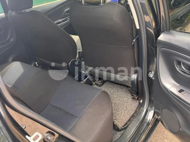 Toyota Vitz 2018 photo 4