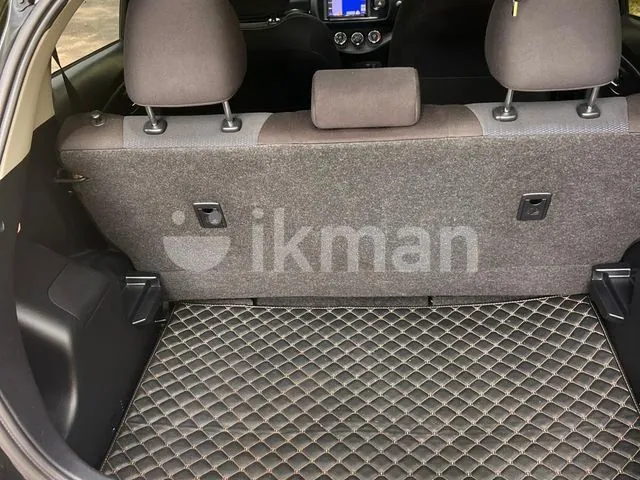 Toyota Vitz 2018 photo 5