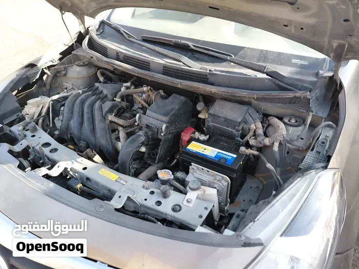 Nissan Sunny 2018 photo 2
