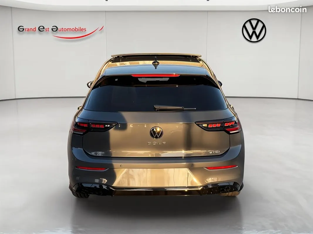 Volkswagen Golf 2026 photo 4