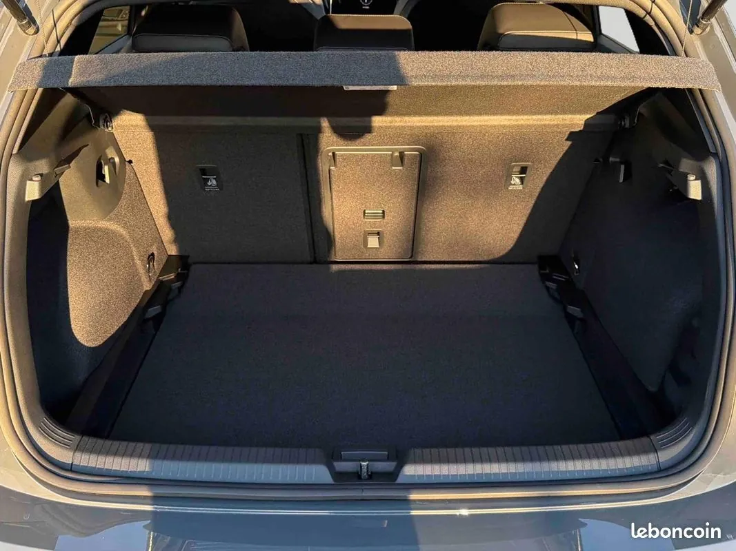 Volkswagen Golf 2026 photo 5