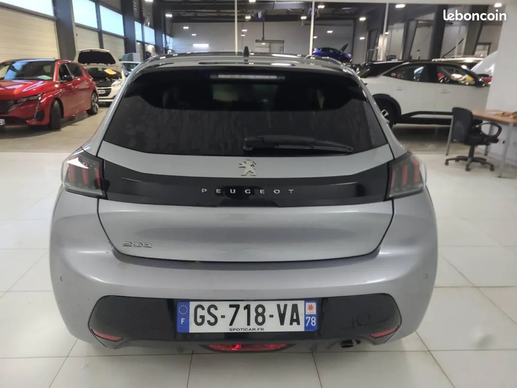 Peugeot 208 2023 photo 5