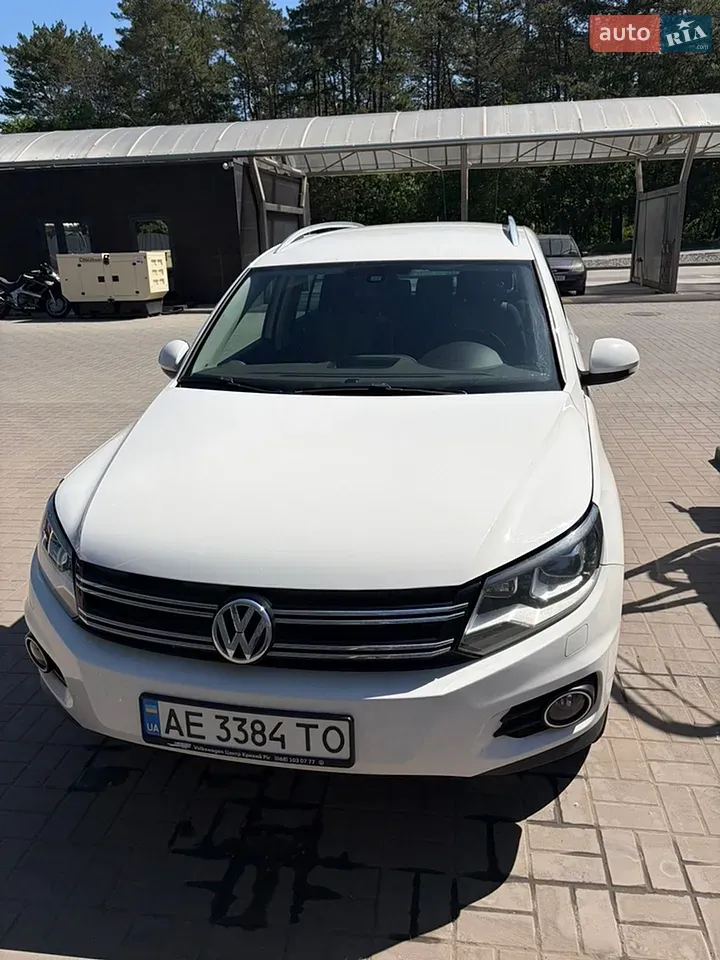 Volkswagen Tiguan 2012 photo 3