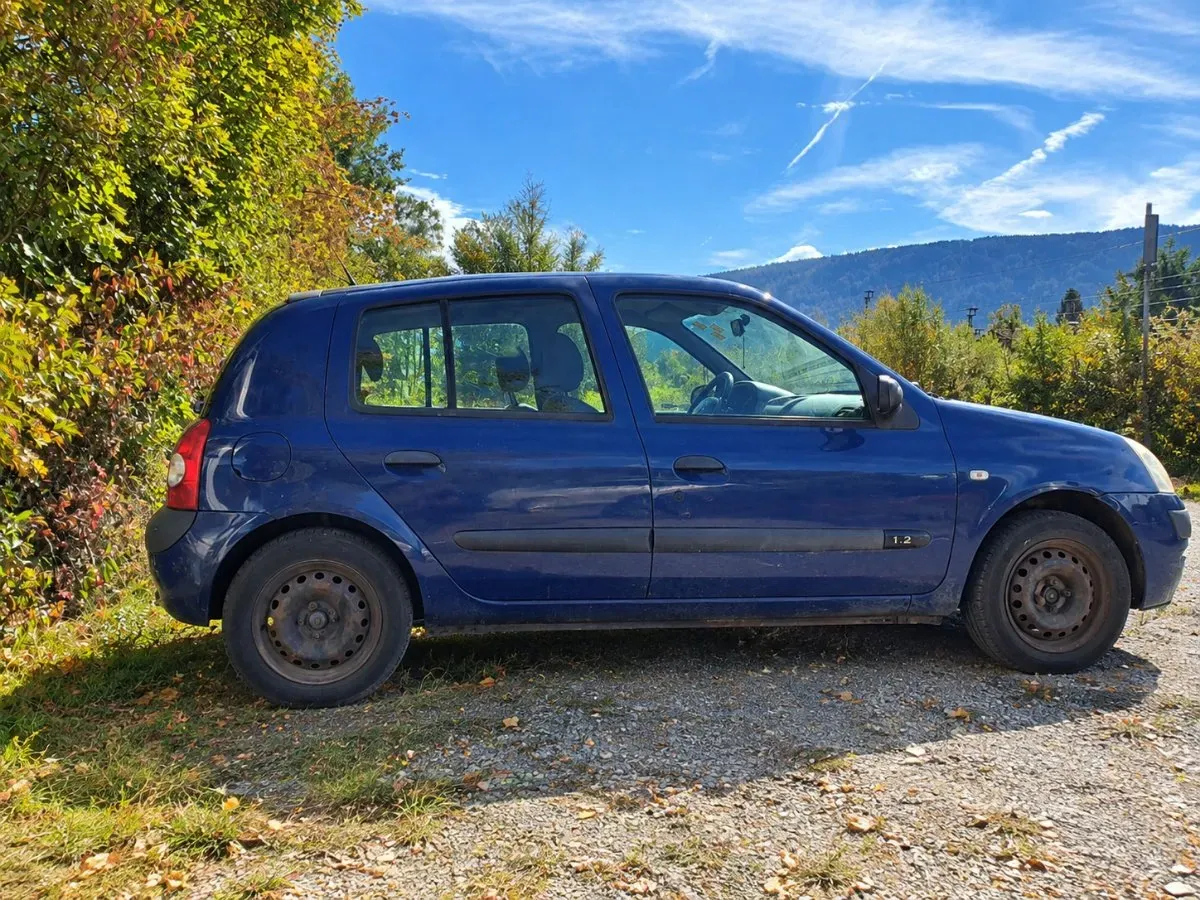 Renault Clio 2005 photo 3