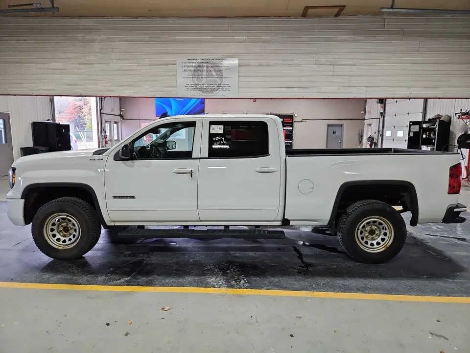 GMC Sierra 1500 2018 photo 2
