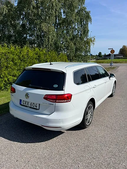Volkswagen Passat 2015 photo 2