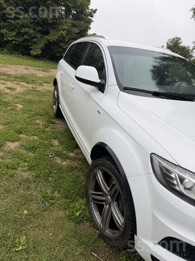 Audi Q7 2014 photo 3