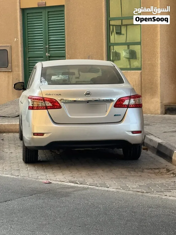 Nissan Sentra 2015 photo 2